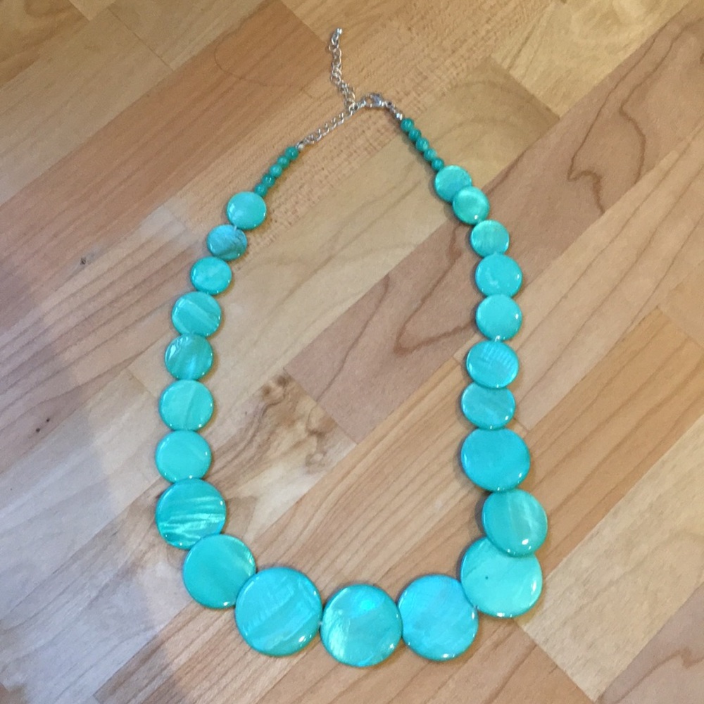 Statement necklace